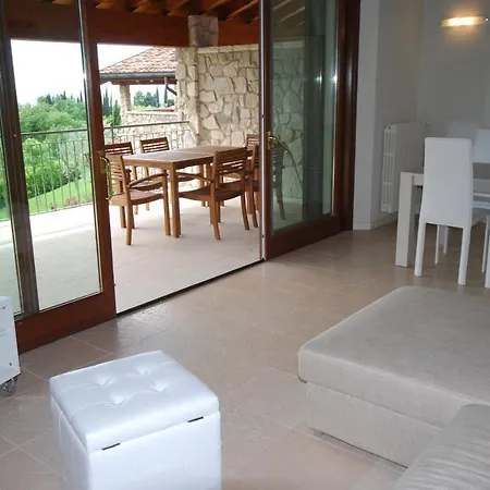 Eagle - Theater トスコラーノ・マデルノ